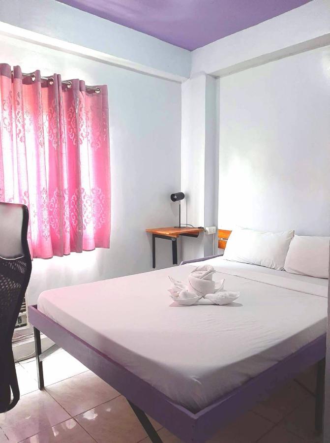 Manila Nomads Hostel มะนิลา ภายนอก รูปภาพ