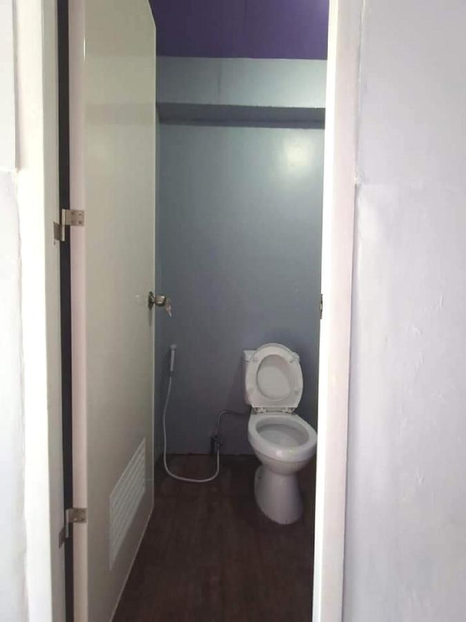 Manila Nomads Hostel มะนิลา ภายนอก รูปภาพ